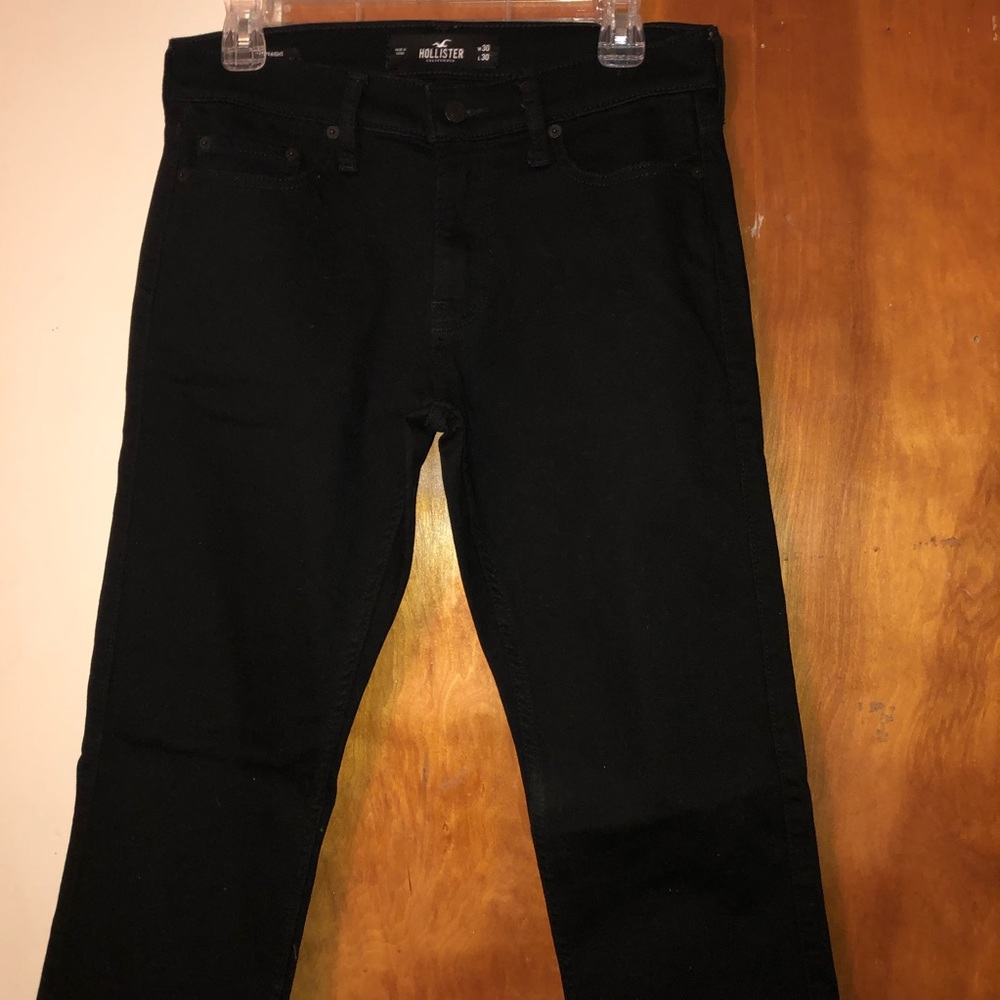 Hollister slim straight jeans
